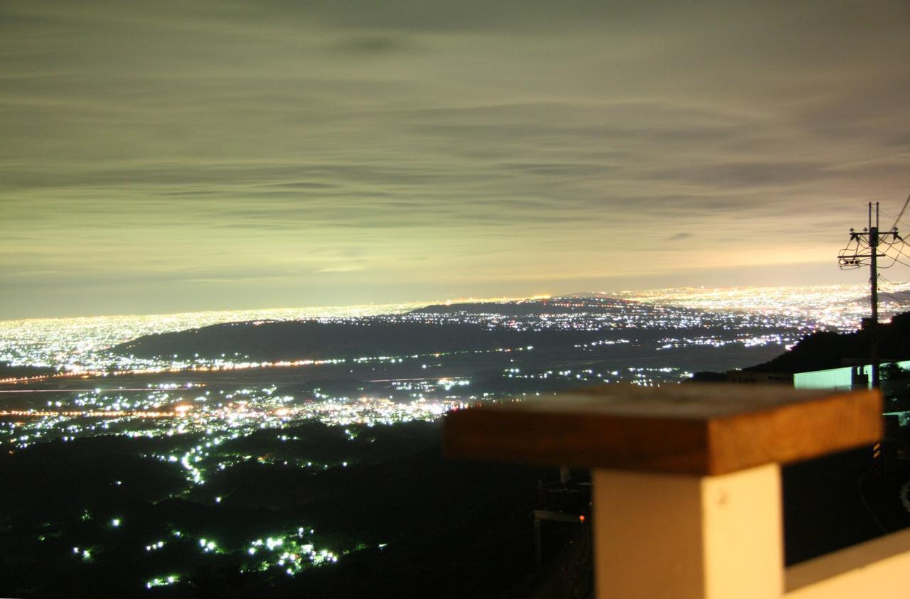 Sky lounge B&B Zhushan Exteriér fotografie