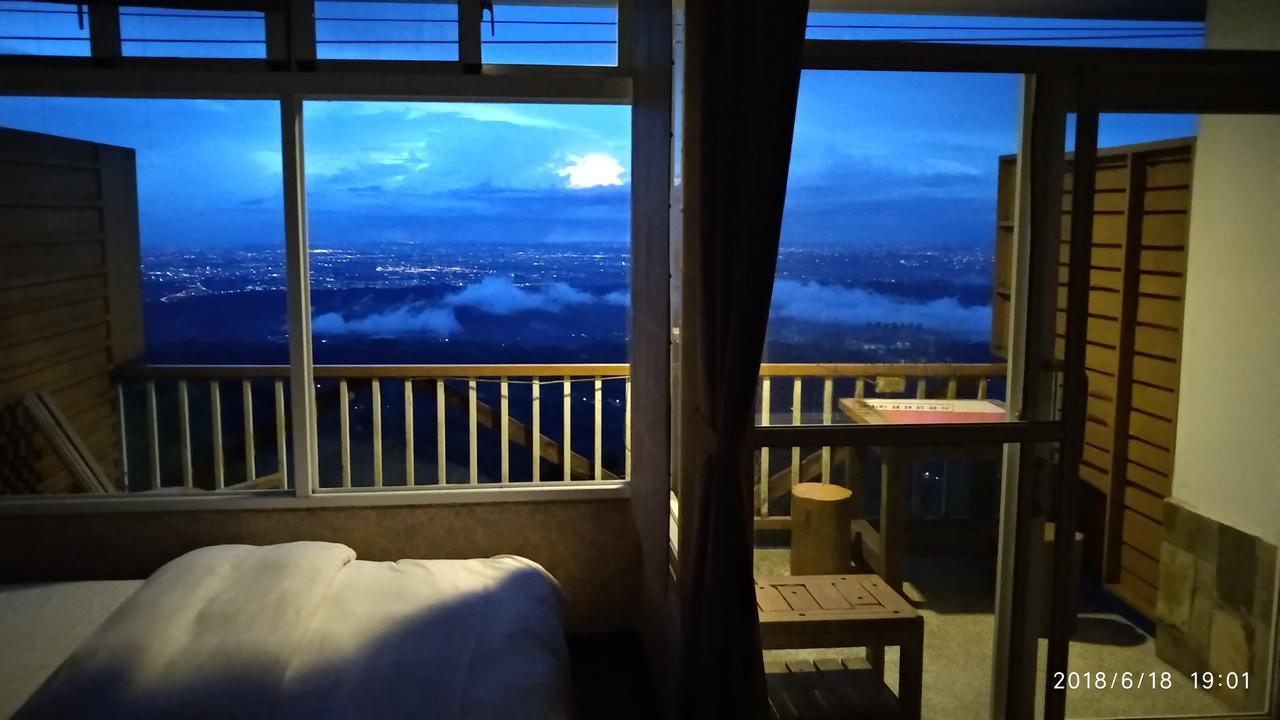 Sky lounge B&B Zhushan Exteriér fotografie