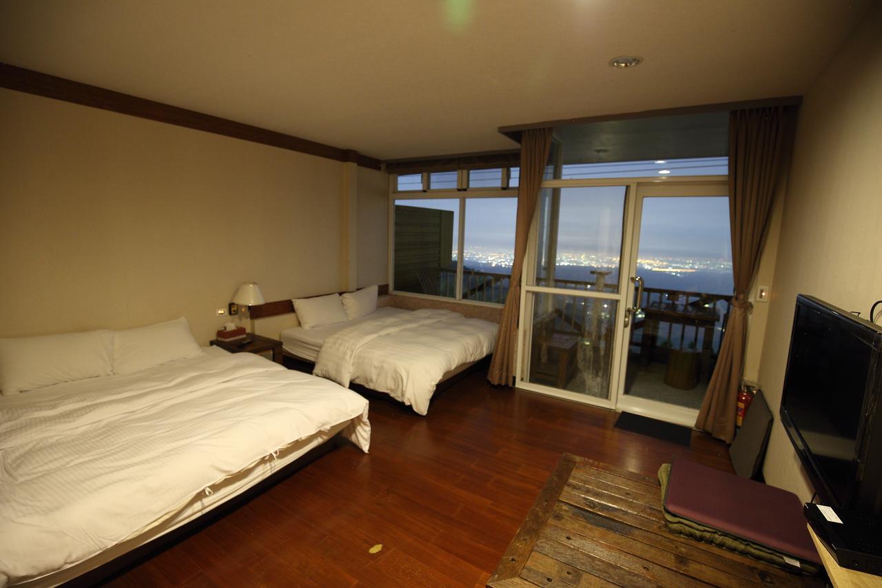Sky lounge B&B Zhushan Exteriér fotografie